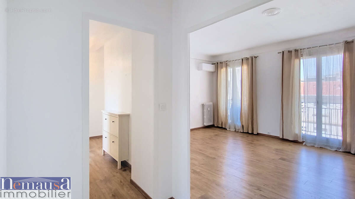 Appartement à NIMES