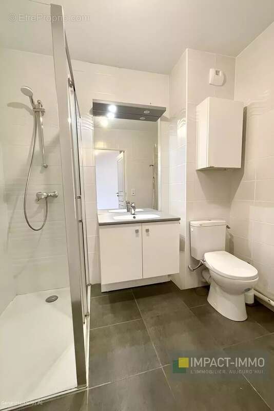 Appartement à LA GARENNE-COLOMBES