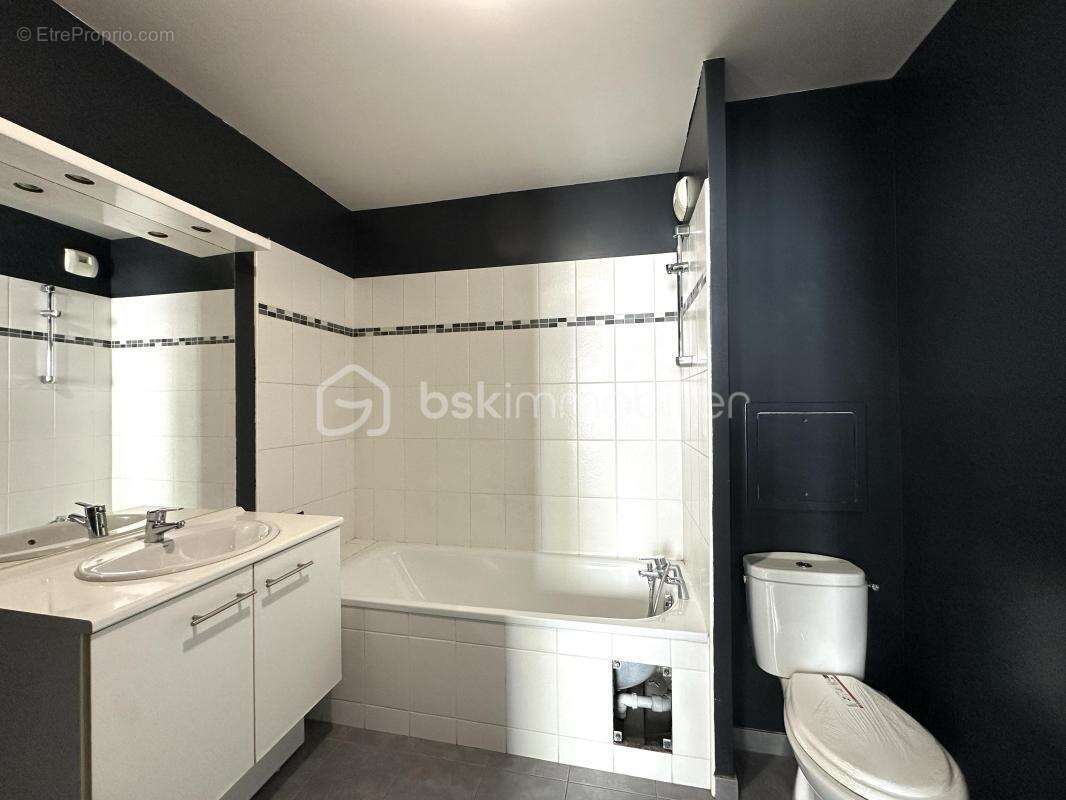 Appartement à FLEURY-MEROGIS