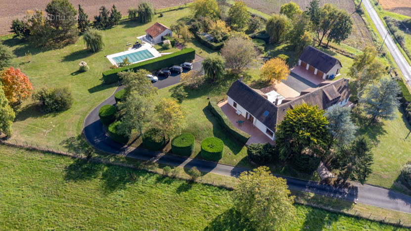 Maison à DAMPIERRE-EN-GRACAY