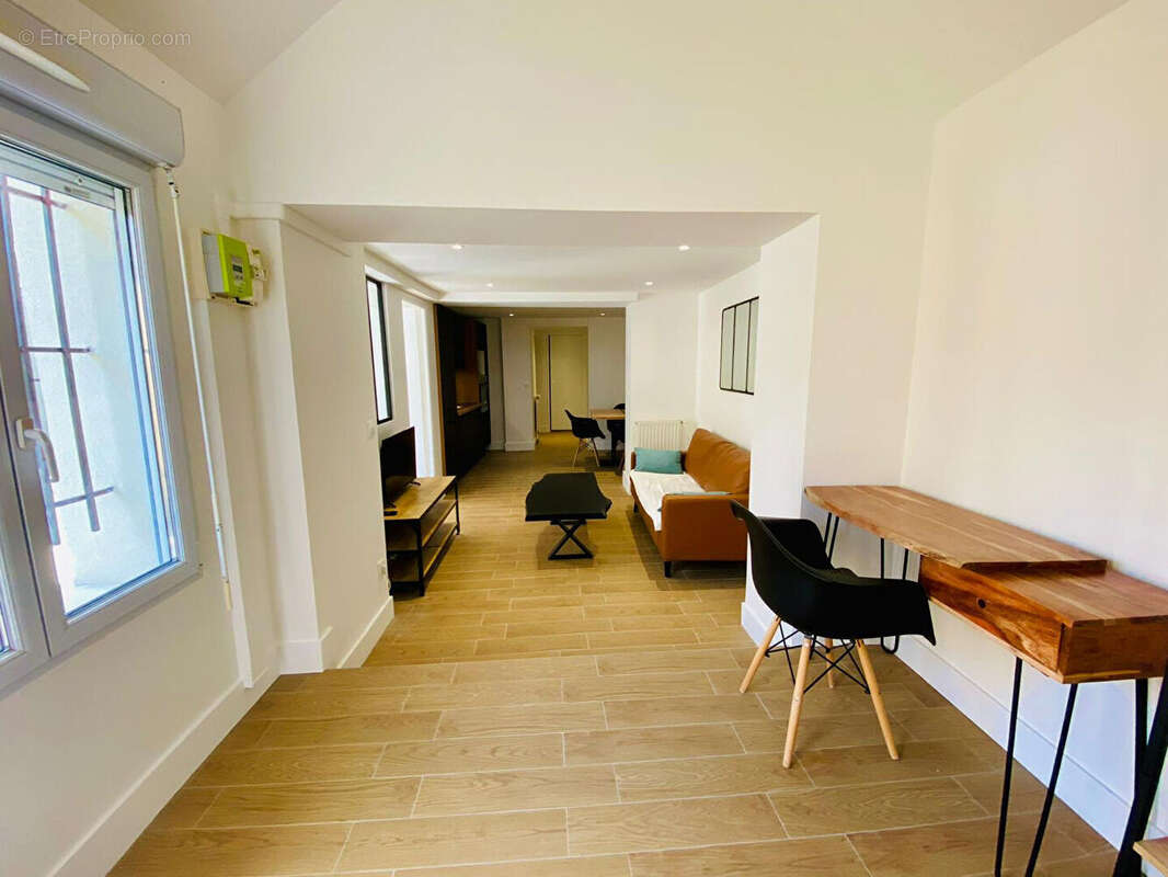 Appartement à ENGHIEN-LES-BAINS