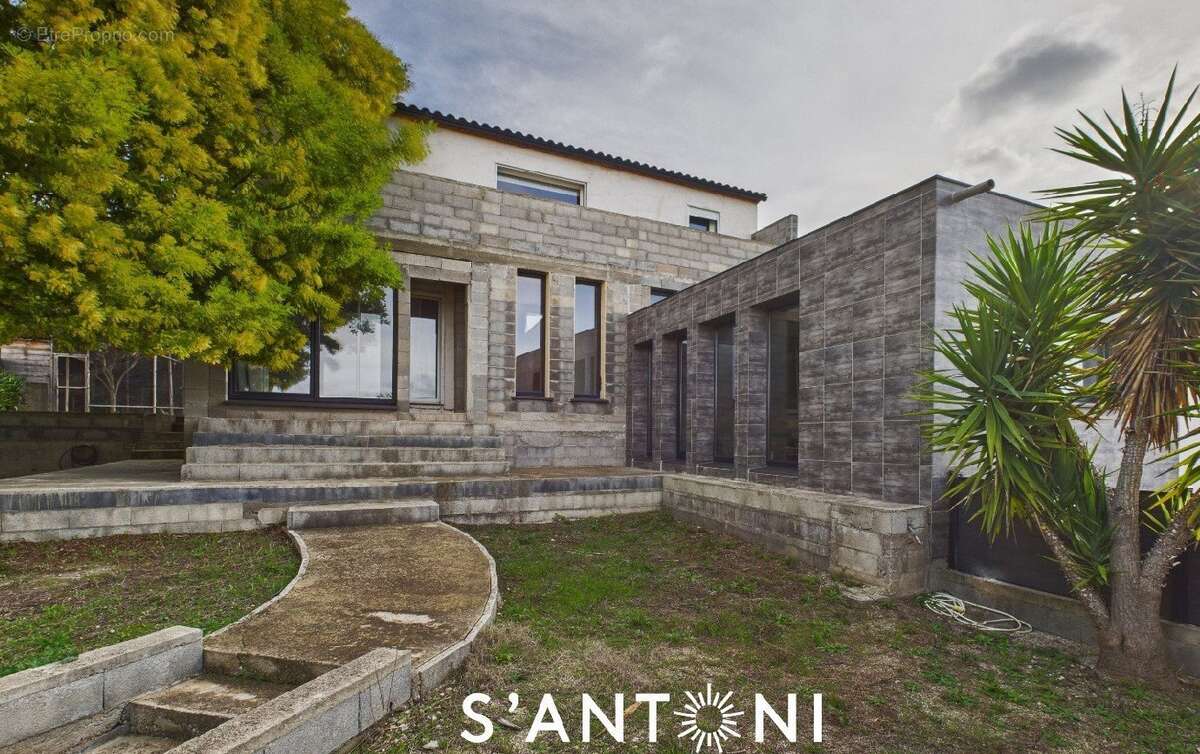 Maison à BEZIERS