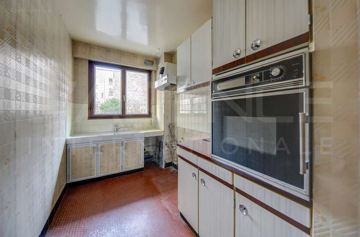Appartement à PARIS-12E