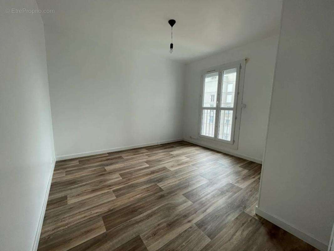 Appartement à DAMMARIE-LES-LYS