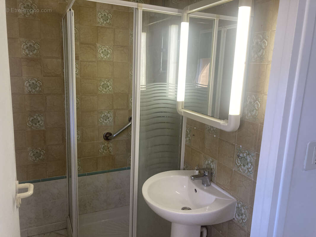 Appartement à HYERES