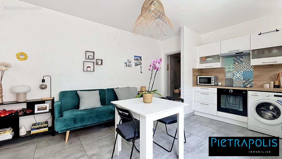 Appartement à TASSIN-LA-DEMI-LUNE