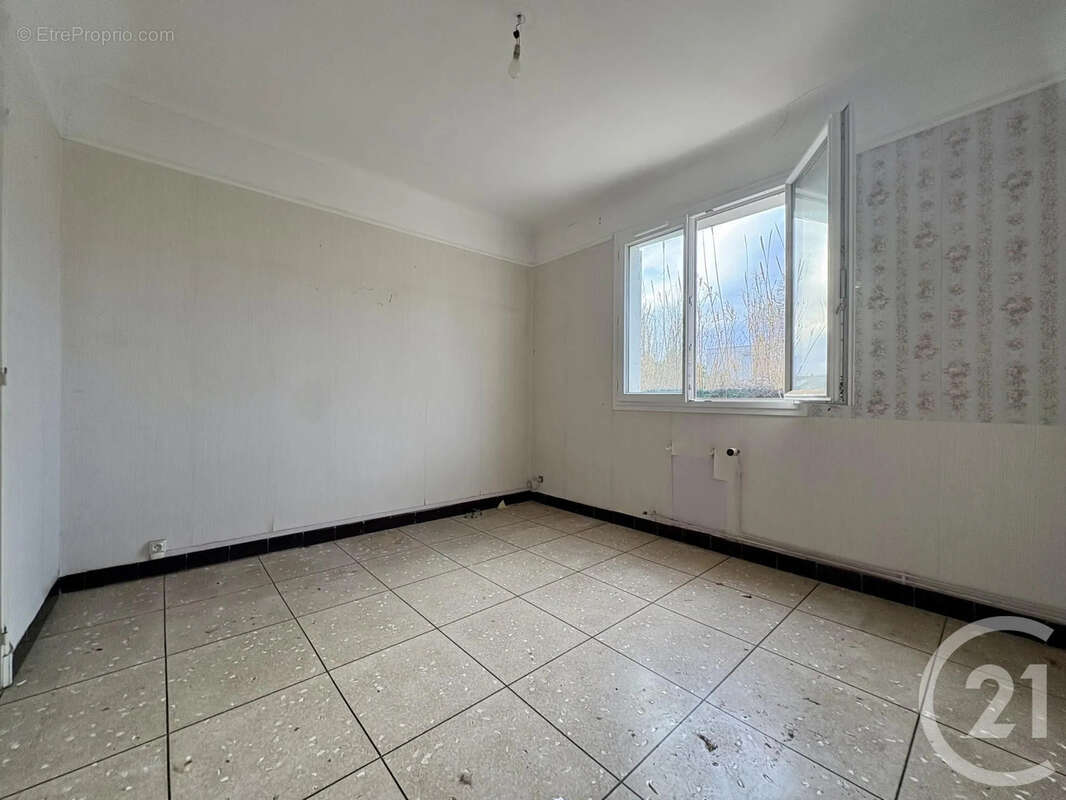 Maison à SIX-FOURS-LES-PLAGES