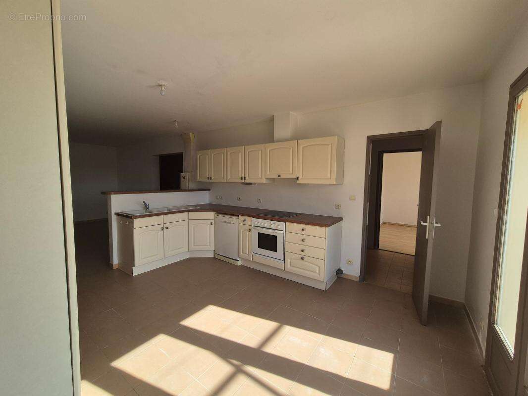 Maison à PONT-SAINT-ESPRIT