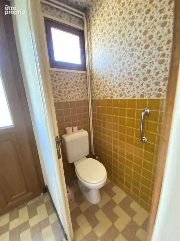 Maison T6 sur terrain plat , clos et arboré. - photo 13