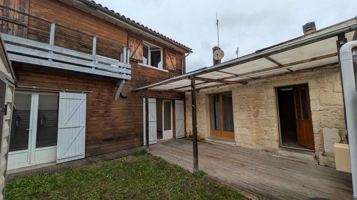 Maison à SAINT-ANDRE-DE-CUBZAC