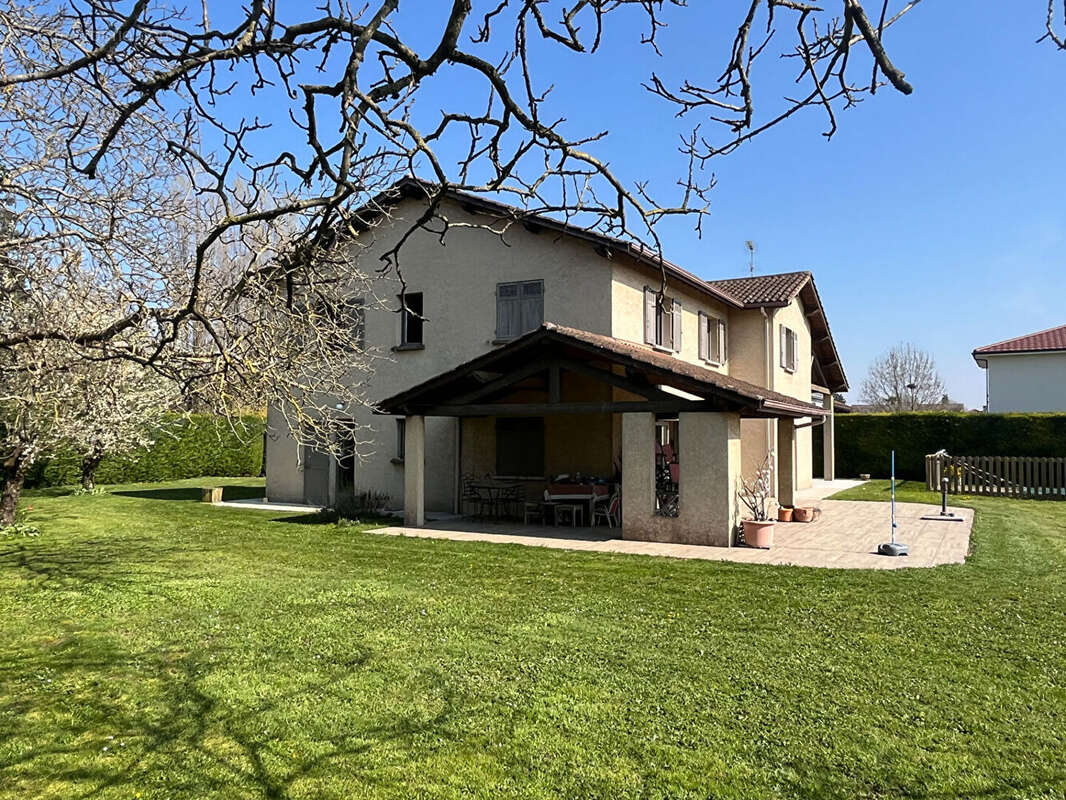 Maison à CHAVANOZ
