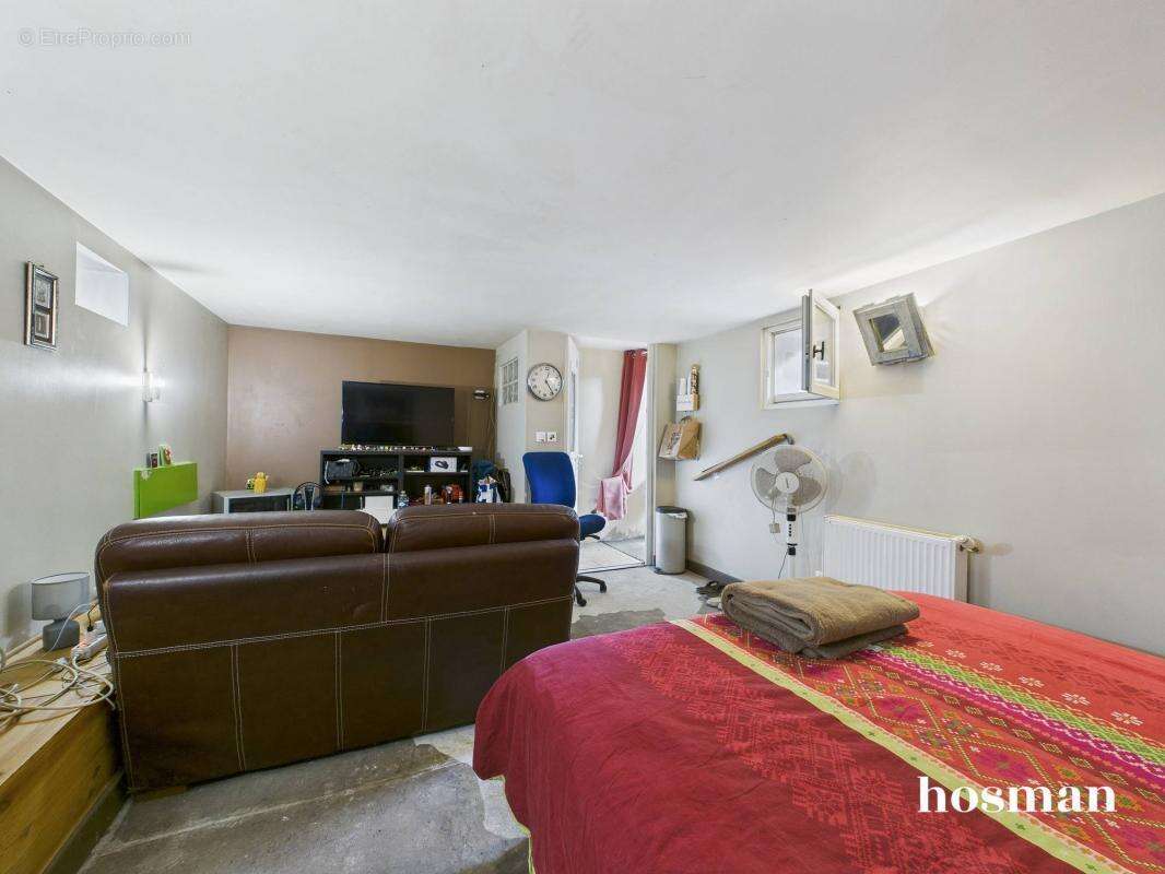 Maison à PIERRE-BENITE