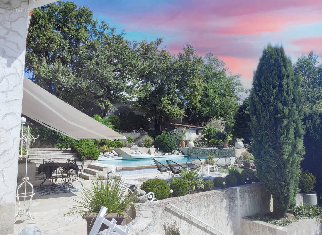 Maison à FRANCHEVILLE