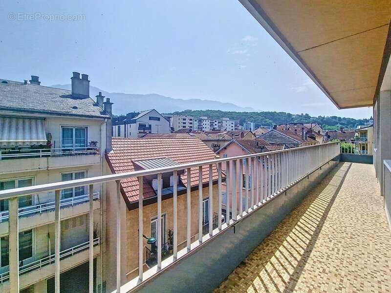 Appartement à AIX-LES-BAINS