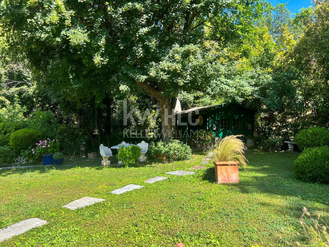 Maison 204 m² à Menton  - photo 4