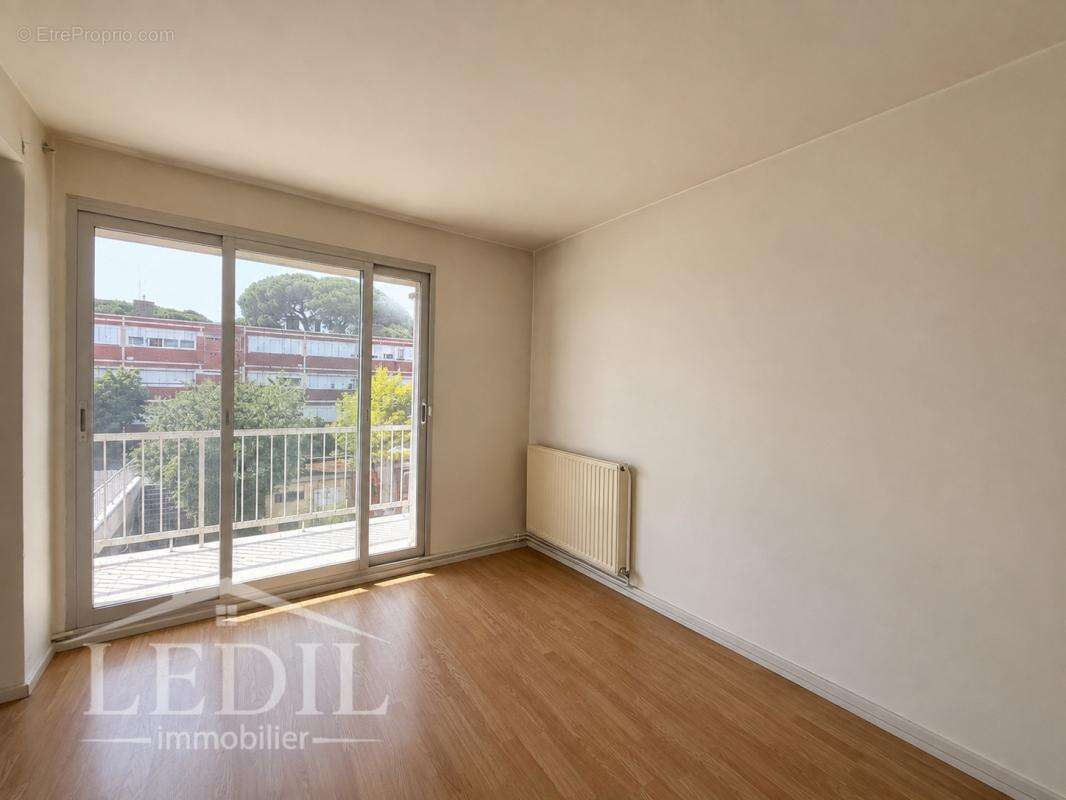 Grand T3 lumineux dans un secteur recherché - photo 3