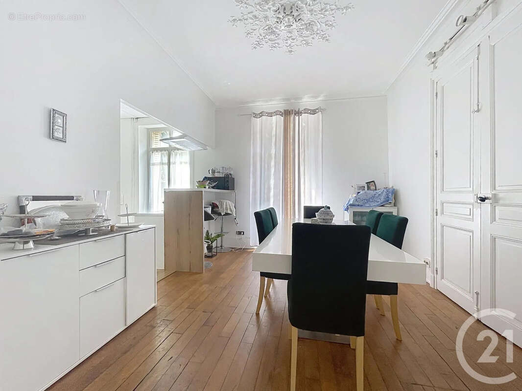 Appartement 100 m² à Epinal  - photo 2