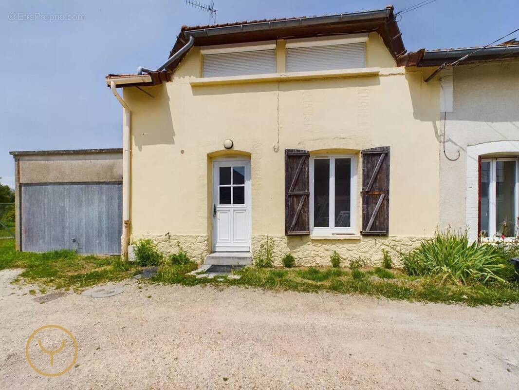 Maison à ROMILLY-SUR-SEINE