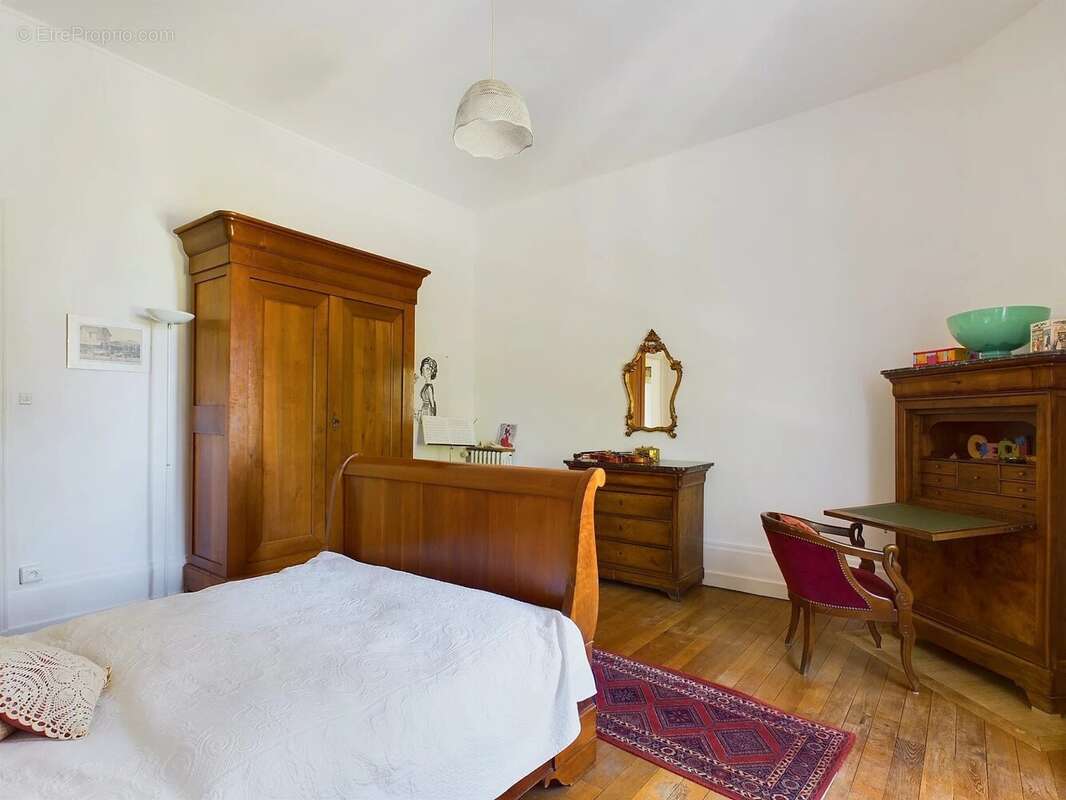 Maison à SAINT-JUNIEN