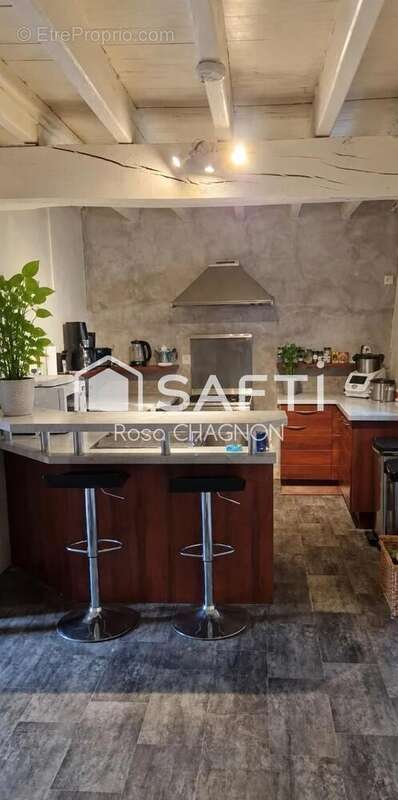 Maison 296 m² à La Caillere-Saint-Hilaire  - photo 9