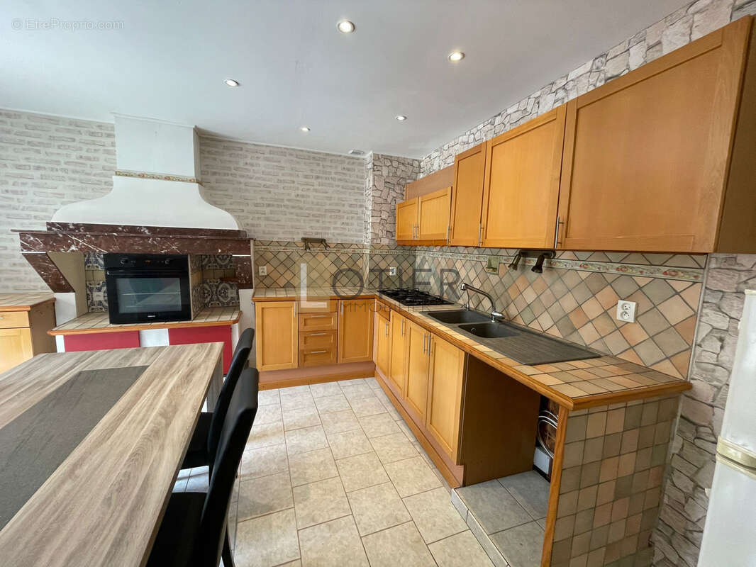Maison à CAPENDU