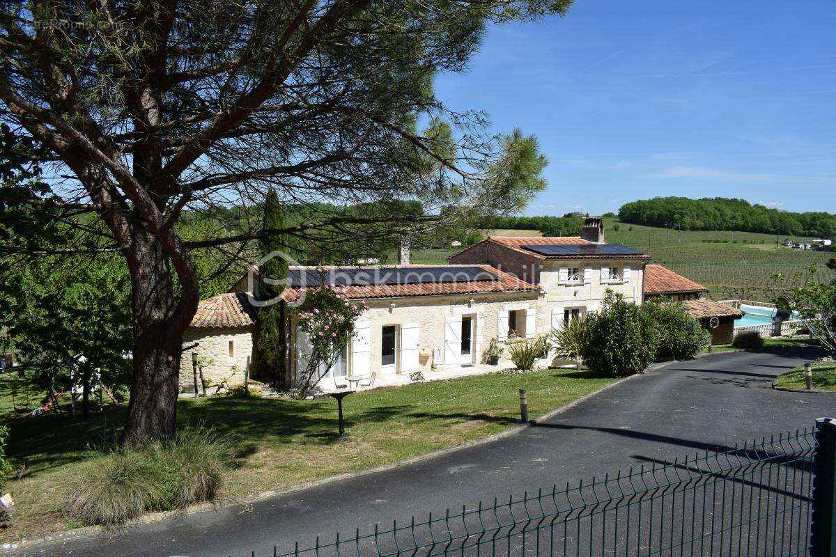 Maison à VILLEGOUGE