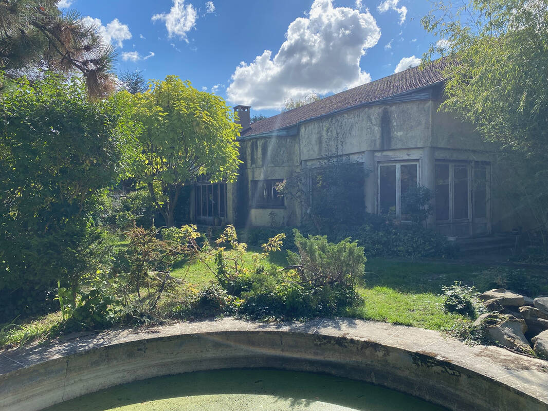 Maison à SAINT-MAUR-DES-FOSSES