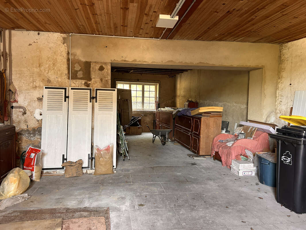 Propriété 7 pièces avec terrain 1700m2 à Ciron - photo 20