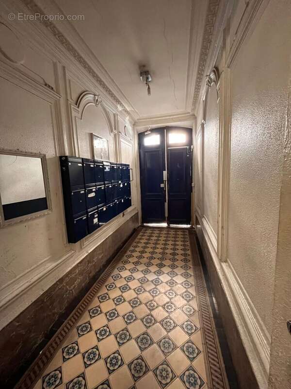 Appartement à PARIS-18E