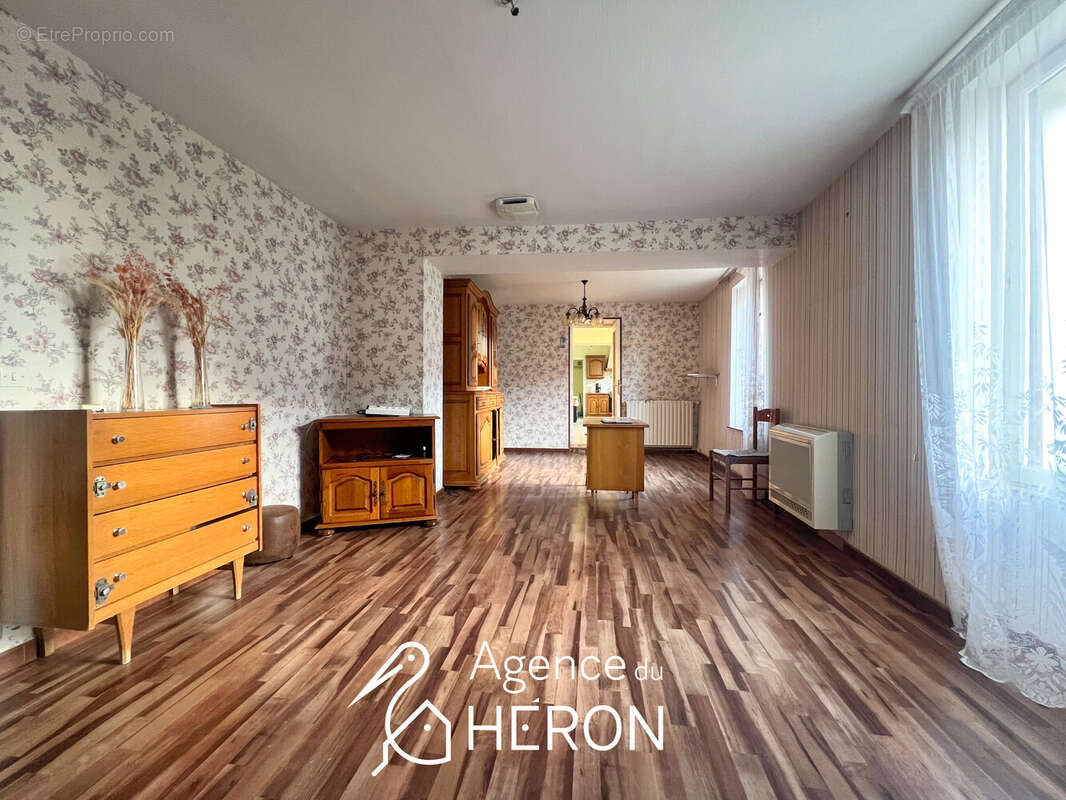 Maison à BEAUMONT-DU-GATINAIS