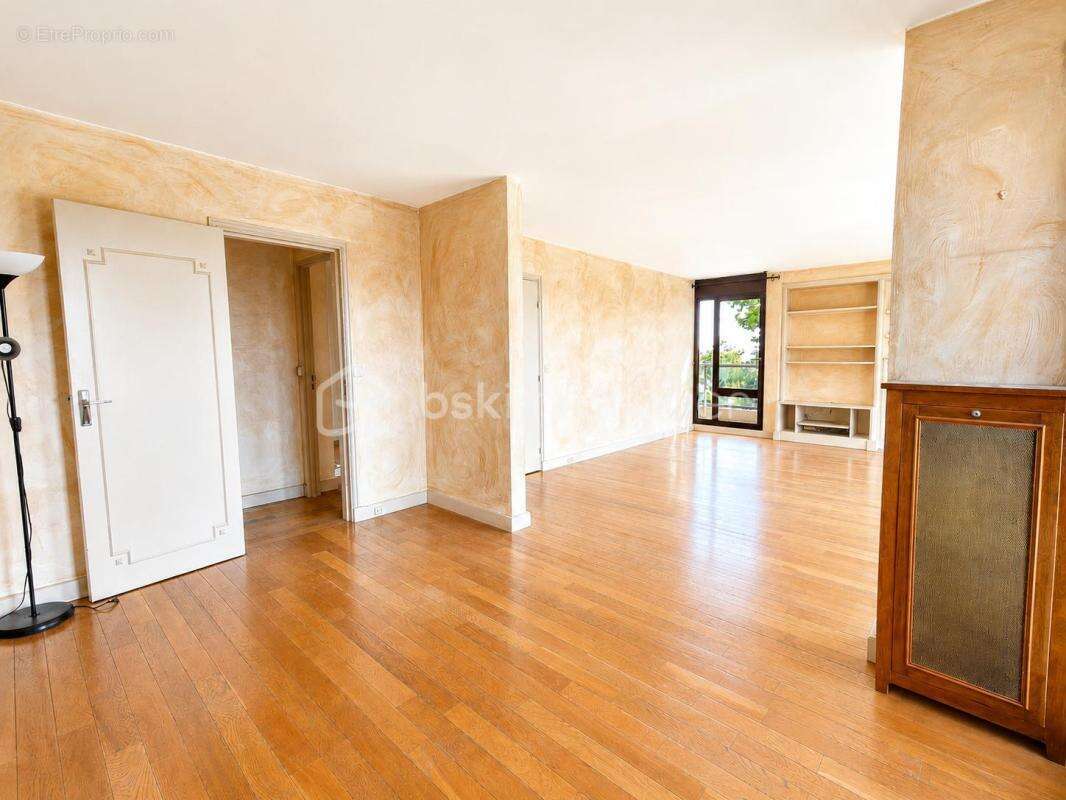 Parc de Diane – Appartement familial 5 pièces avec terrasse, balcons et parking - photo 9