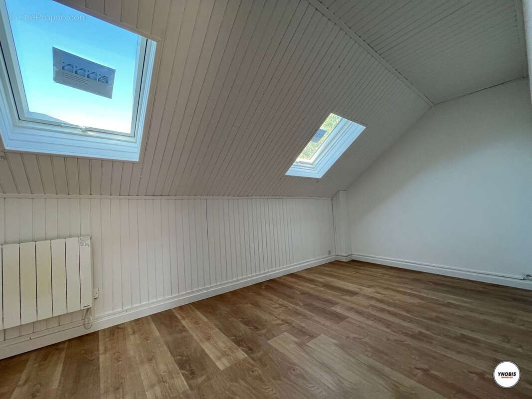 Maison à LES MUREAUX