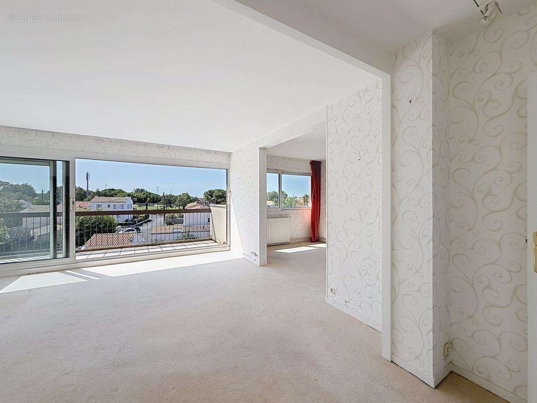 Appartement À Vendre - photo 4