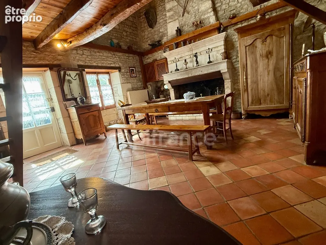  Maison en pierre pleine de caractère avec potentiel locatif – proche de Cherveux - photo 7