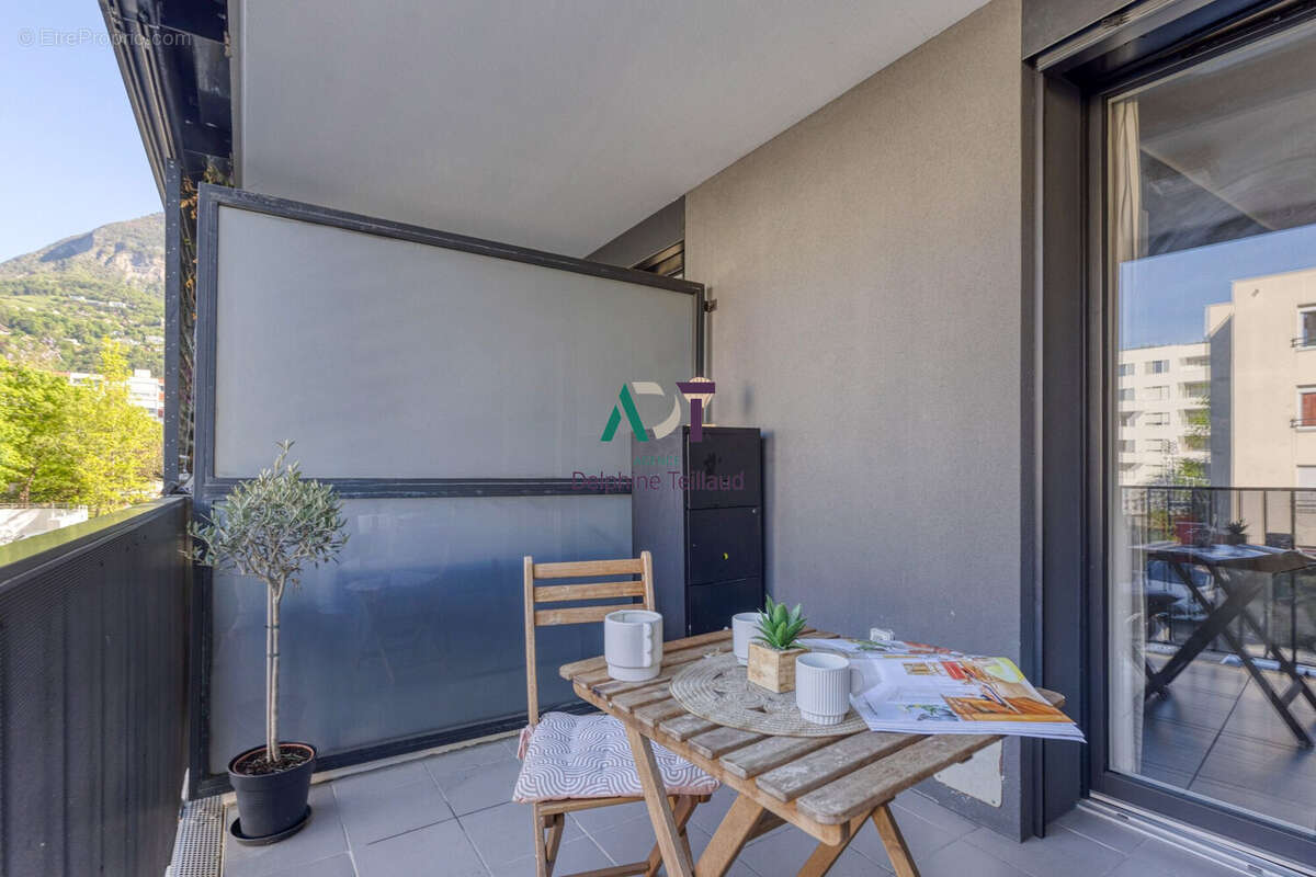 Appartement à MEYLAN