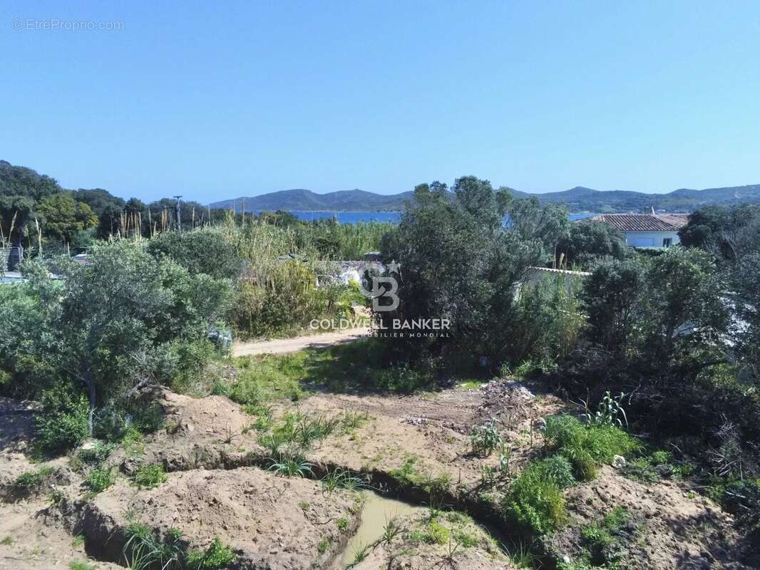 Terrain à BONIFACIO