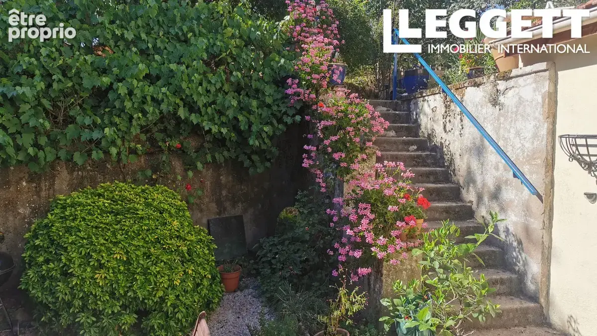 Maison de campagne de 7pieces avec jardin en terrasses clos dans un village tranquille de Saône-et-Loire - photo 8