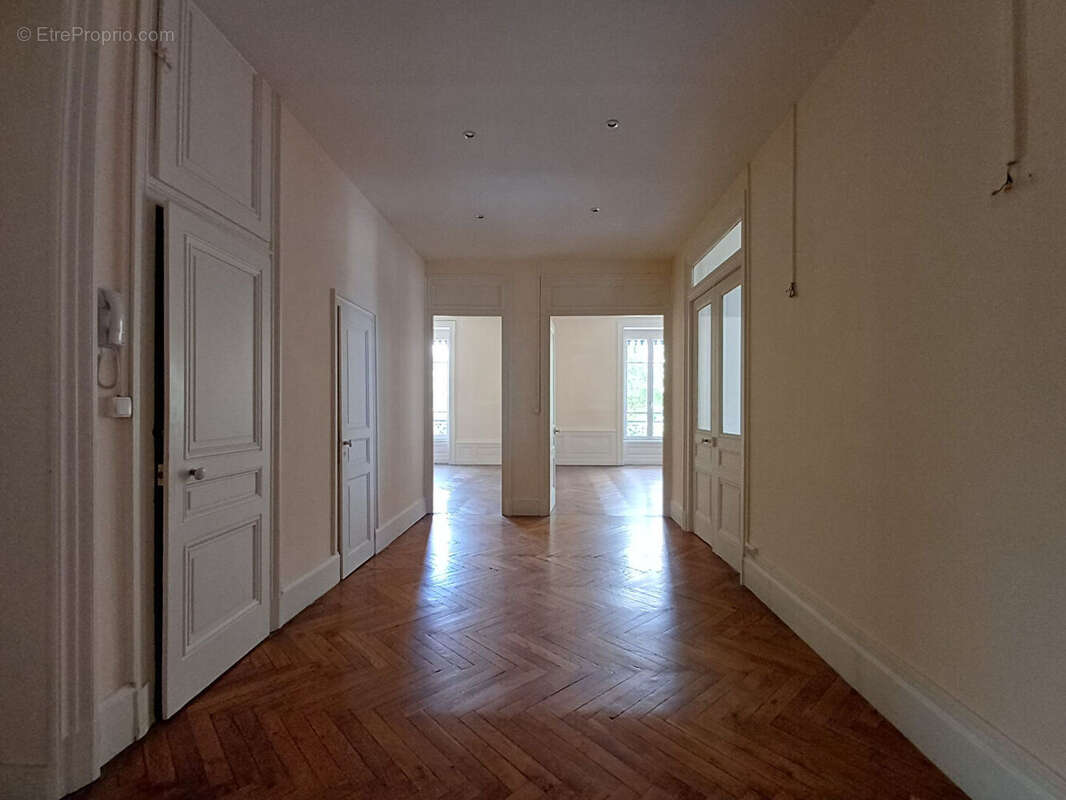 Appartement à LYON-7E