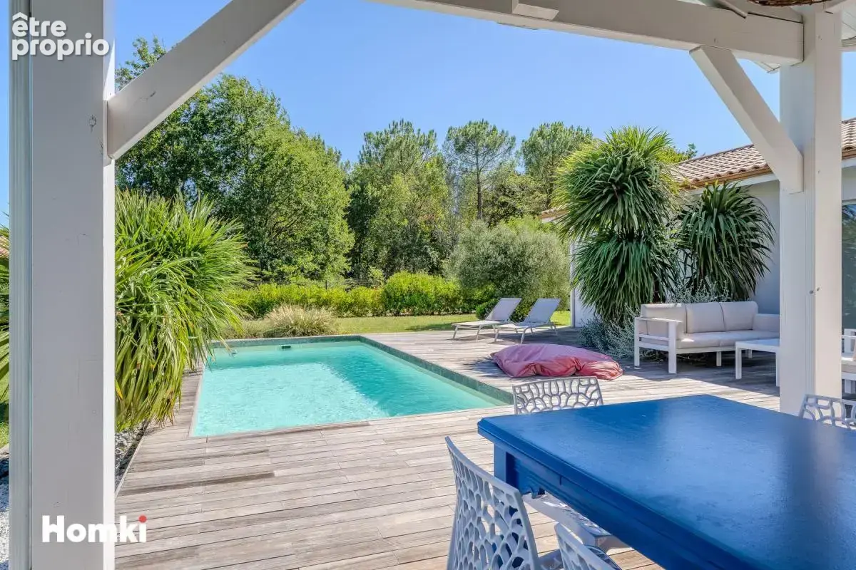 SANGUINET – Maison récente avec piscine, grand terrain et accès direct à la forêt - photo 3