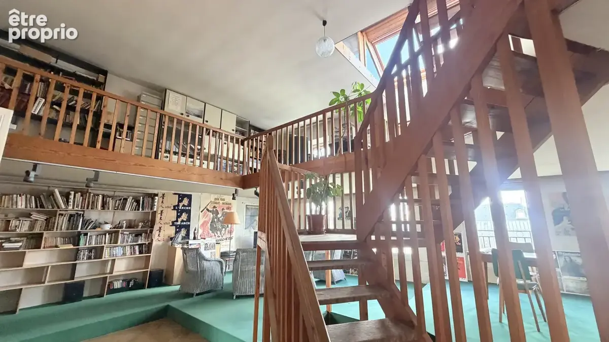 Angers place du lycee jardin du mail au dernier etage appartement a renover - photo 11