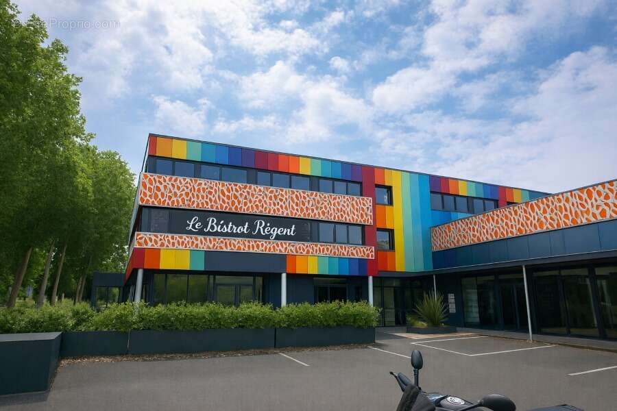 Commerce à SAINTE-EULALIE