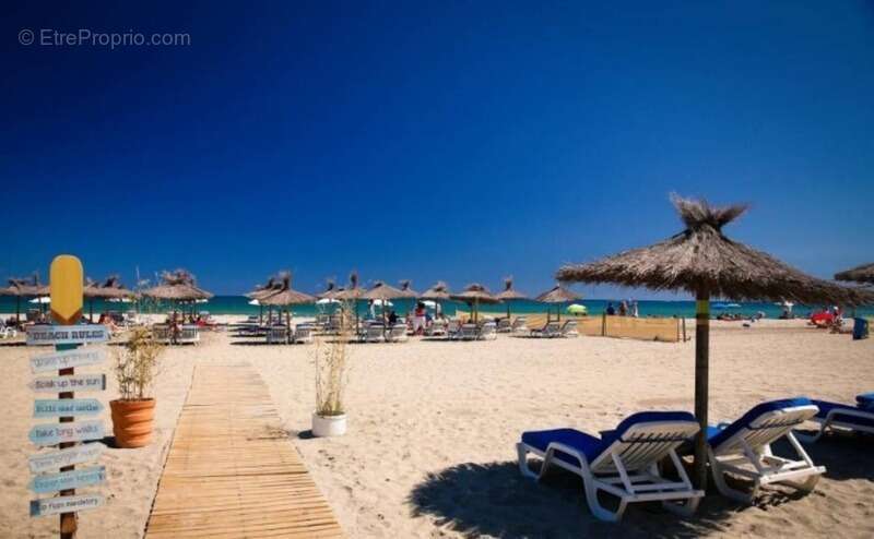 Immeuble à vendre, hotel possibilité restaurant, CANET EN ROUSSILLON (66) *EXCLUSIVITE CAPIFRANCE* - photo 3