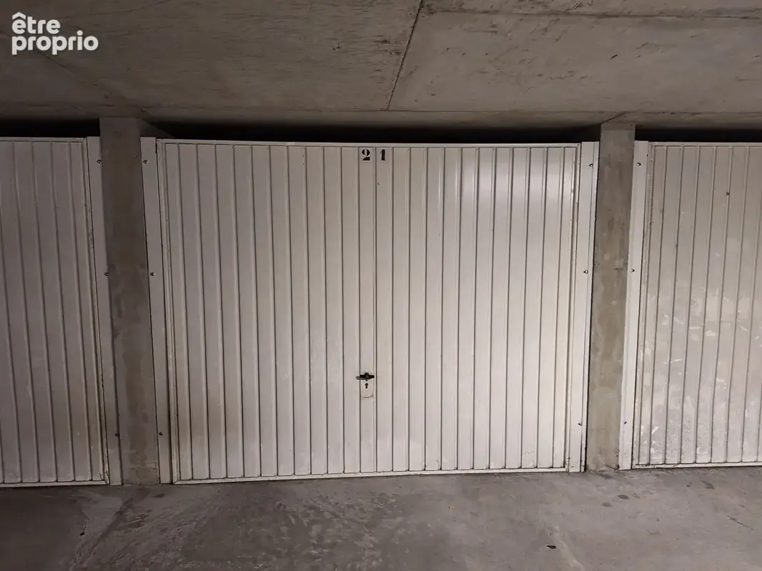 Parking à CALUIRE-ET-CUIRE