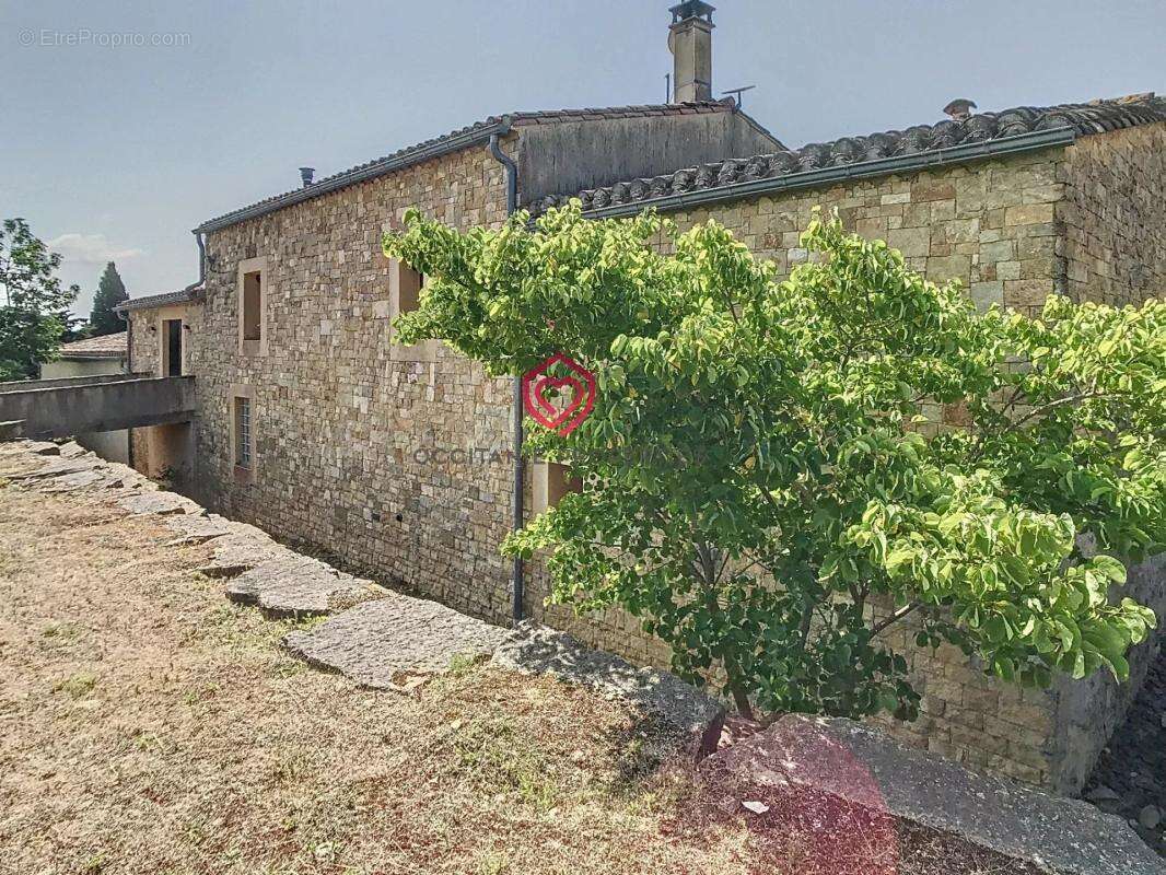 Maison à BELVEZE-DU-RAZES