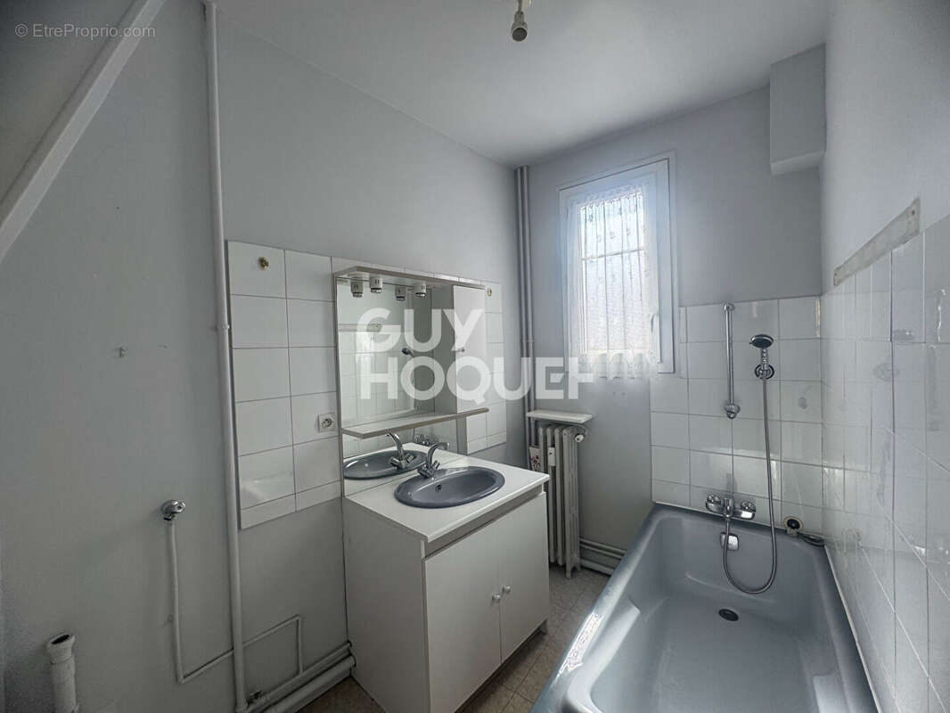 Appartement à BOIS-COLOMBES