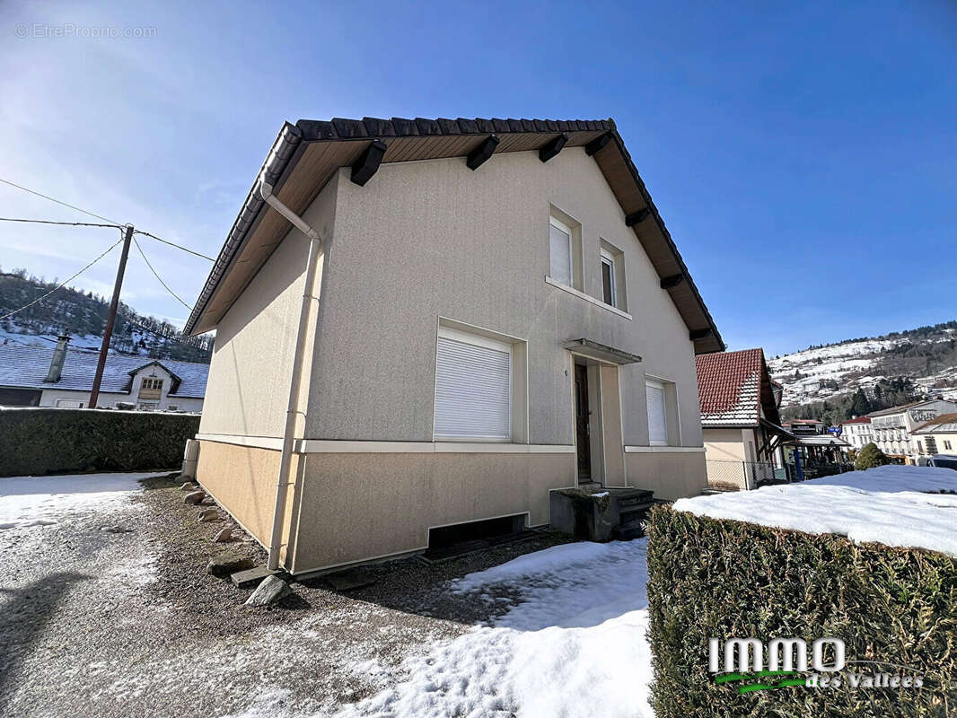 Appartement à LA BRESSE
