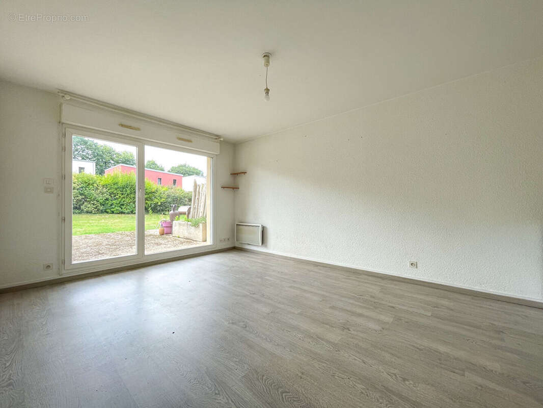 Appartement à MONTGERMONT