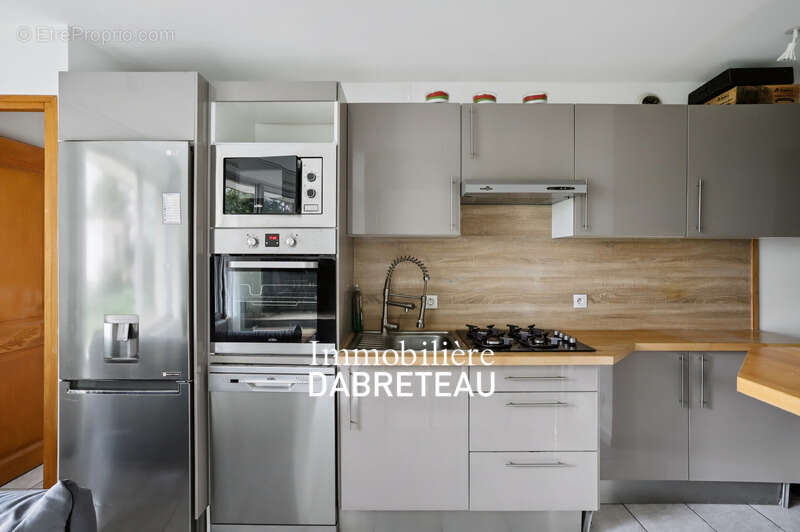 Appartement à LYON-8E