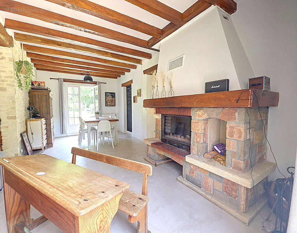 Maison à NOISY-SUR-ECOLE