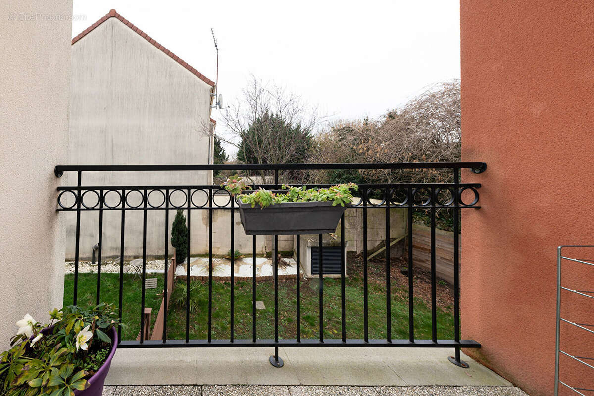 Appartement à VAIRES-SUR-MARNE